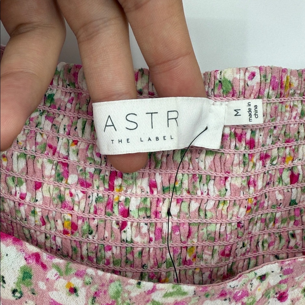 Astr Floral Puff Sleeves Ruched Slit Midi Dress Size M NWT - Picture 4 of 12